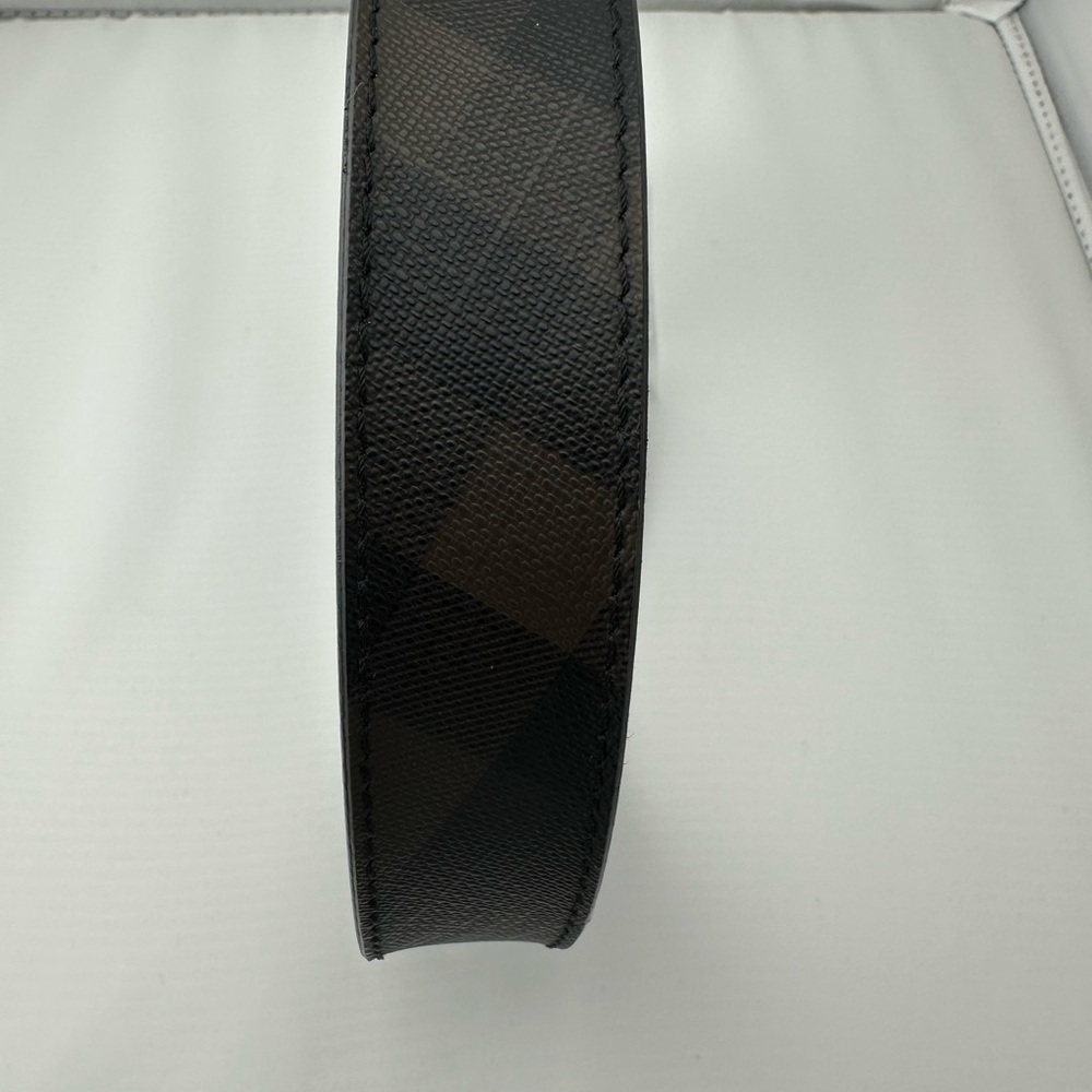 Womens Burberry Canvas/Leather Belt with Silver Buckle - Picture 10 of 15